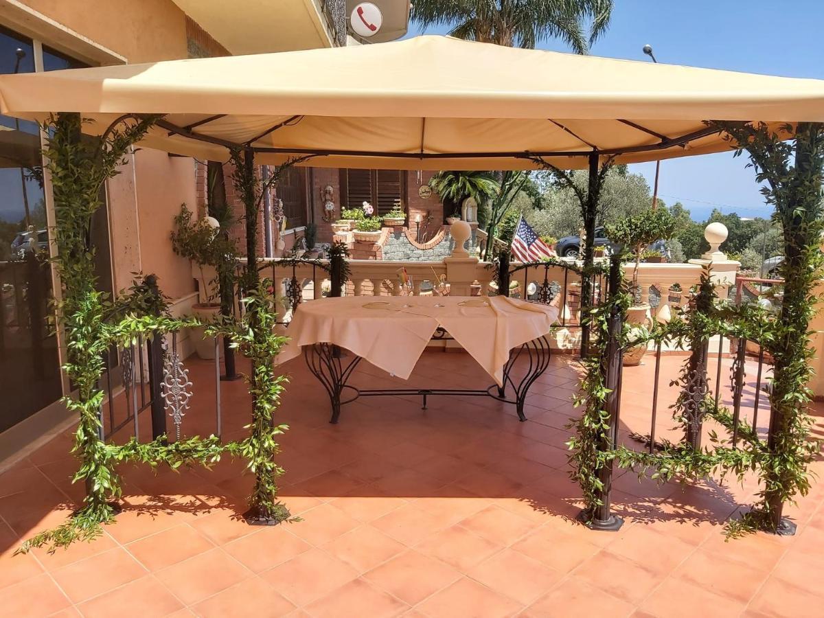 Hotel Casa Del Gourmet Siderno Екстериор снимка